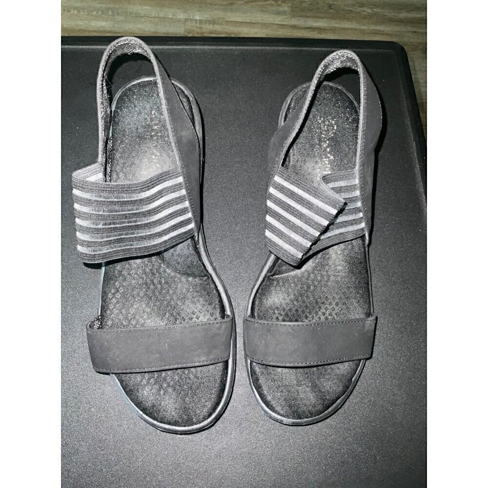 Women’s  Black Sketchers Sandals Size 9